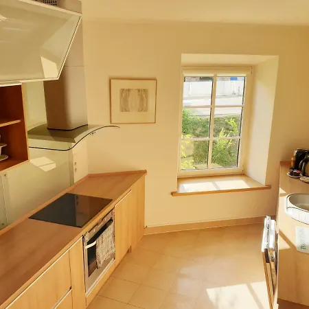 Exceptional Uzupis Bridge 3 Bedroom Wilna