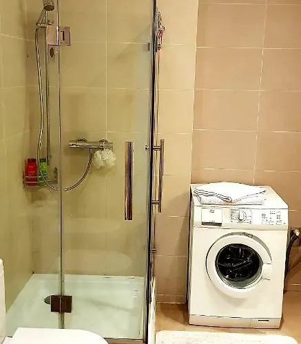 Exceptional Uzupis Bridge 3 Bedroom فيلنيوس